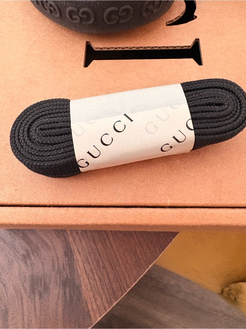 Women’s Authentic Gucci 1977 Tennis Sneaker - Picture 7 of 10